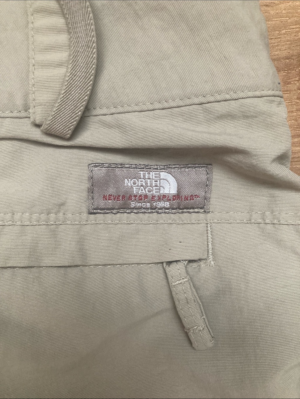 North Face Tan Nylon Convertible Outdoor Pants - Picture 13 of 13